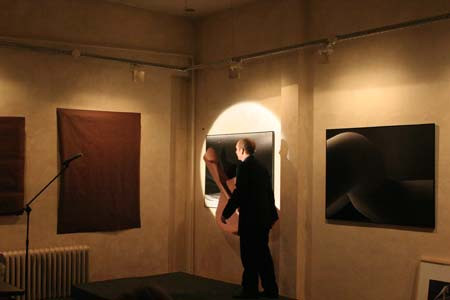 Сегодня в Галерее Luksfera состоялась презентация новой выставки произведений Вацлава Витуха и премьера альбома Akt 2